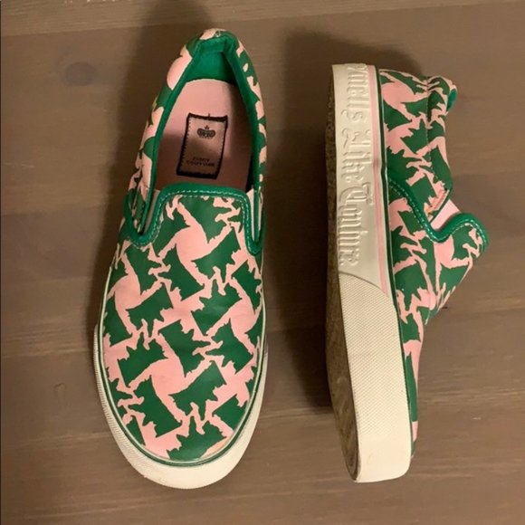 Juicy Couture Green and Pink Scottie Print Canvas Sneakers - Women’s Size 6 - Picture 2 of 5